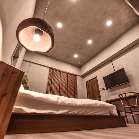 Eryang Homestay Tainan Exterior photo